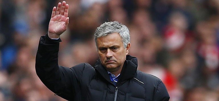 Football : L’entraîneur de Chelsea José Mourinho limogé