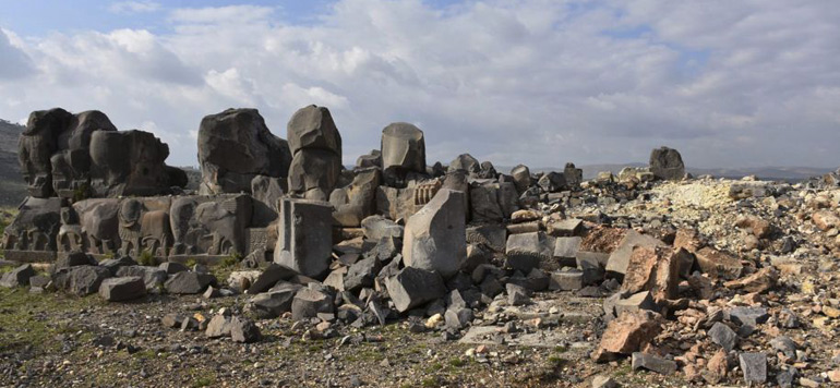 Syrie un temple de 3000 ans endommage par les raids aeriens turcs
