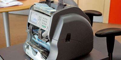 Banque Machine compter 2012 07 03