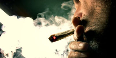 Fumer un joint 2014 08 12
