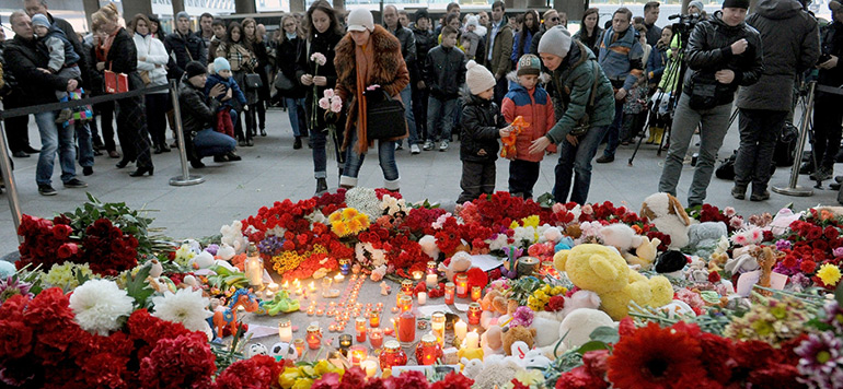 enterrement victimes du crash davion russie