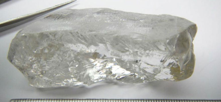diamant de plus de 400 carats