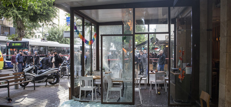 4 morts dans une fusillade a Tel Aviv