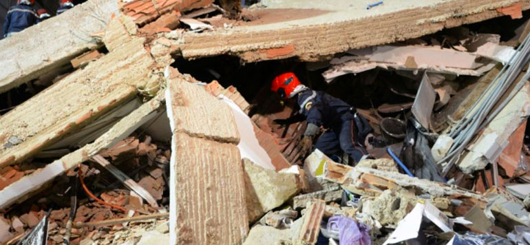 Marrakech Deces de trois personnes suite a effondrement un mur de leur maison