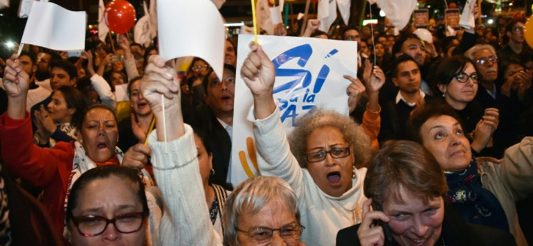 Colombie des dizaines de milliers de personnes marchent pour la paix