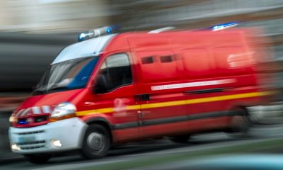 Un jeune simmole par le feu ambulance