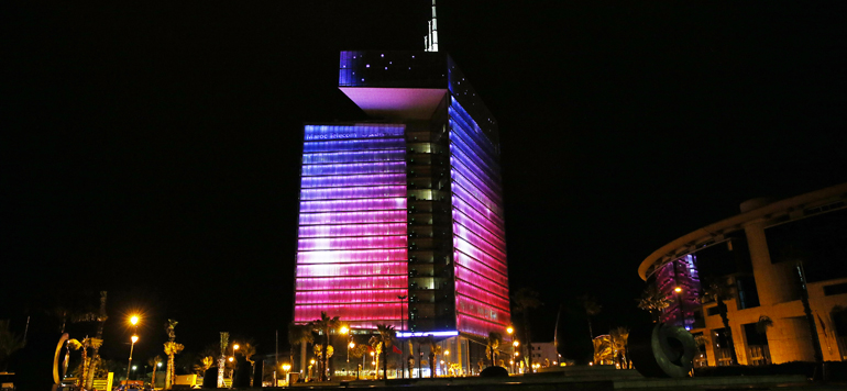 Cancer du sein La tour Maroc Telecom en rose