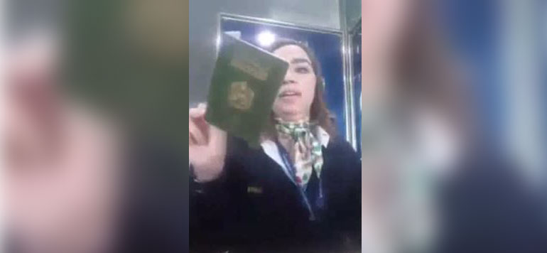 lecon une employee des douanes a un sahraoui