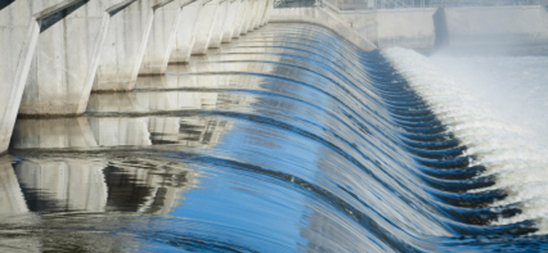 Platinum Power investit au Congo