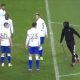 hooligan croate prend en chasse arbitre