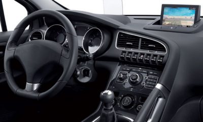 Automobile