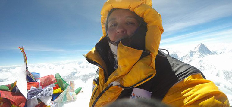 Deux alpinistes marocaines au sommet de Everest