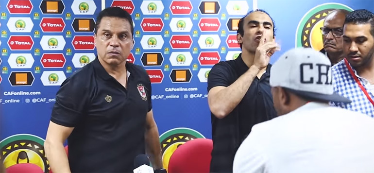 la colere de entraineur Al Ahly