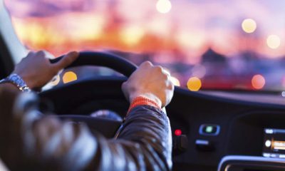 AUTOMOBILE