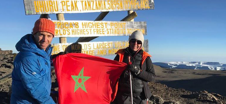 Siham Bensari alpiniste marocaine non voyante au sommet de Afrique