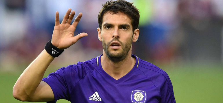 Le bresilien Kaka raccroche les crampons