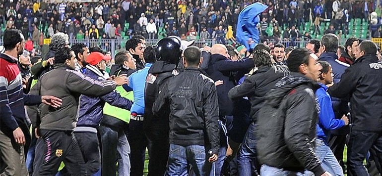 Egypte un an de prison pour 28 supporters du club Al Ahly