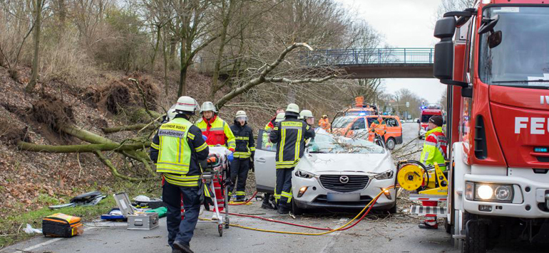 Huit morts dans la violente tempete en Allemagne