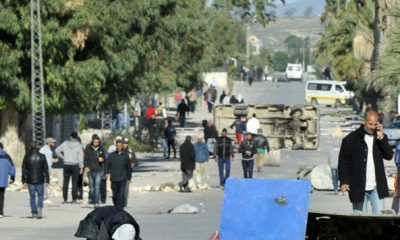 Tunisie Un mort et plusieurs blesses dans des affrontements entre manifestants et forces de lordre