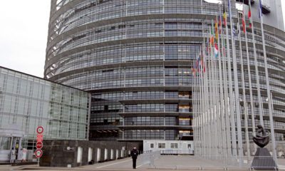UE