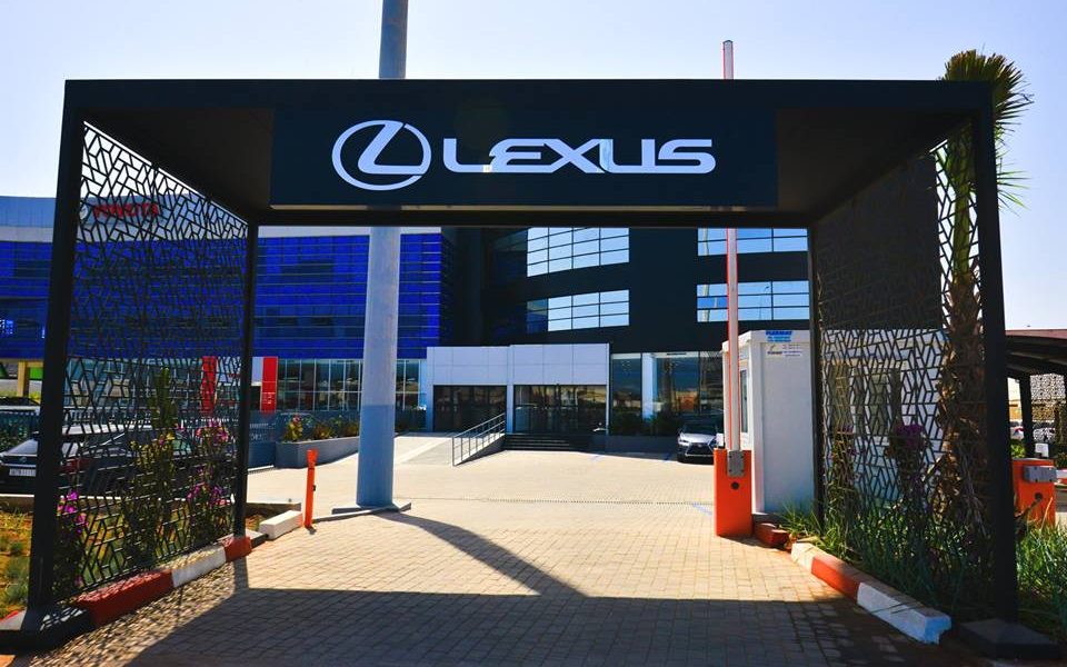 lexus