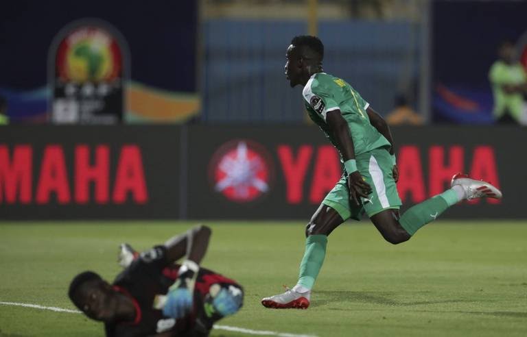 768x492 idrissa gueye fete but senegal