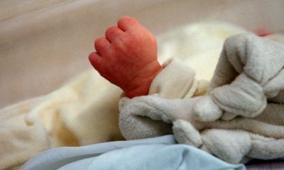Une soixantenaire devient "la plus vieille maman" en Chine