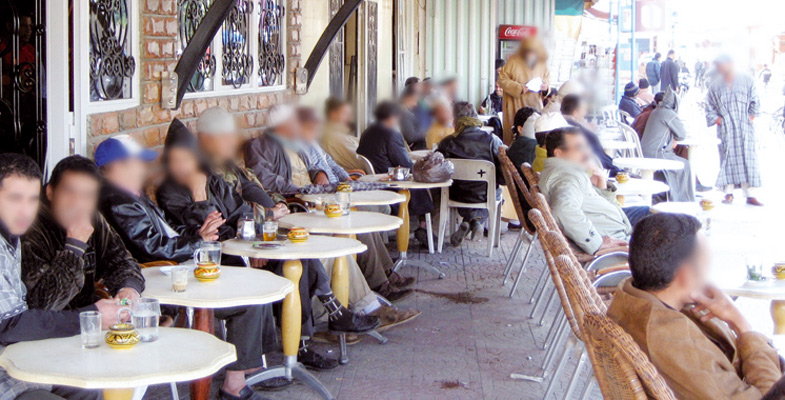 Le Conseil de la ville de Casablanca impose un horaire de fermeture aux cafés