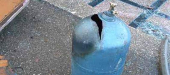 Explosion de bonbonnes de gaz