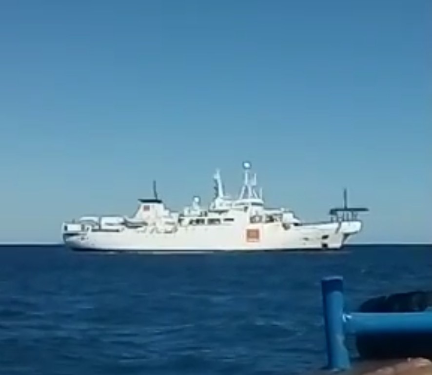 Le navire câblier spécialisé dans les interventions sur les câbles sous marins