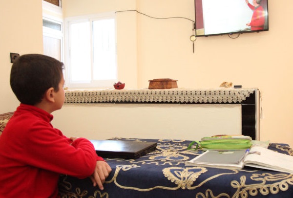 Changement de la programmation des cours diffuses a la television