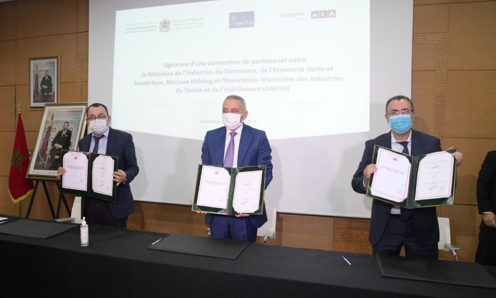 Marjane Holding : Signature de conventions pour le sourcing local dans le textile et l'agroalimentaire