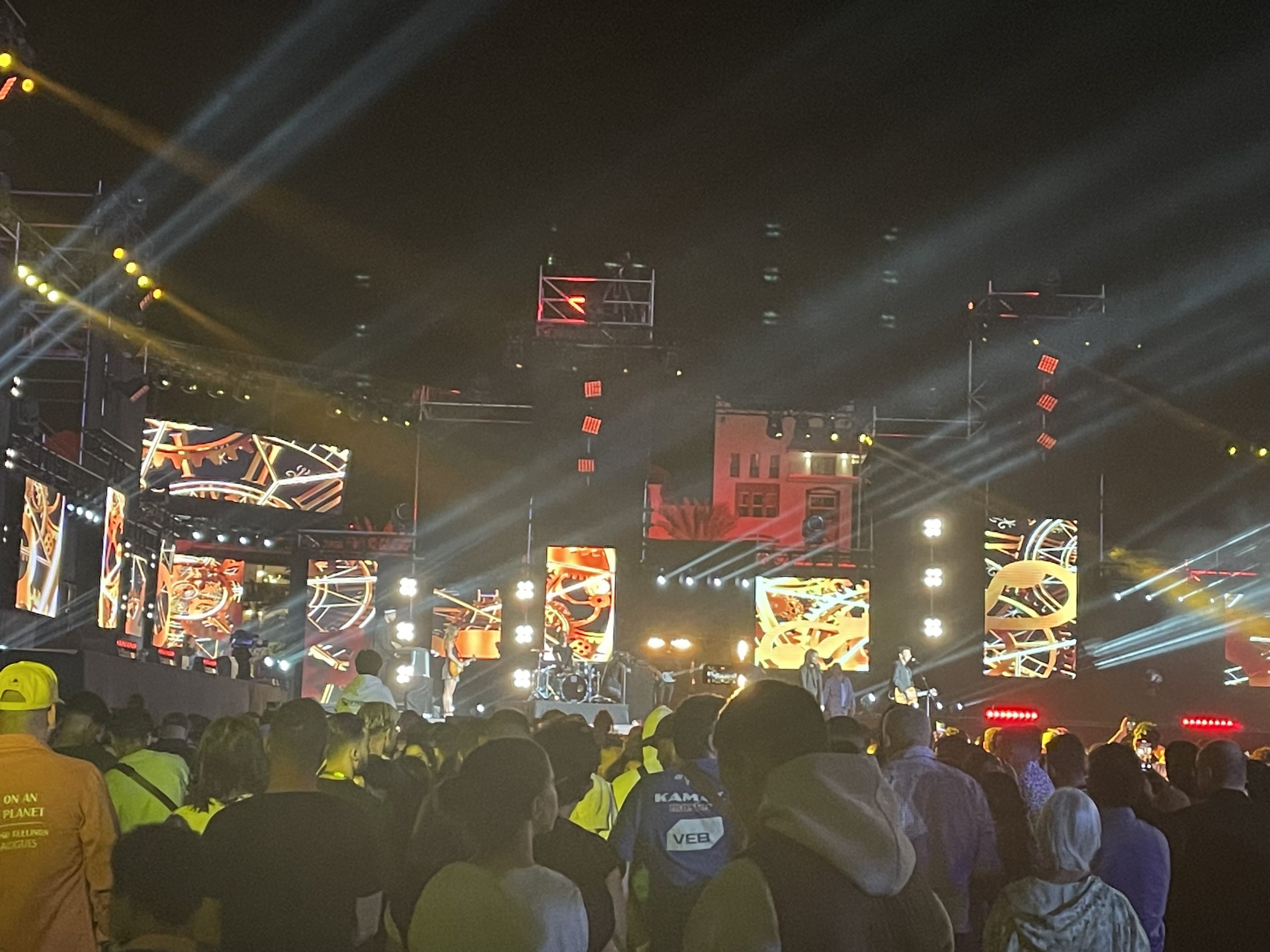 Concert De La Tolérance Agadir 2022 Concert pour la Tolérance : Ambiance de folie sur la plage d'Agadir - La  Vie éco