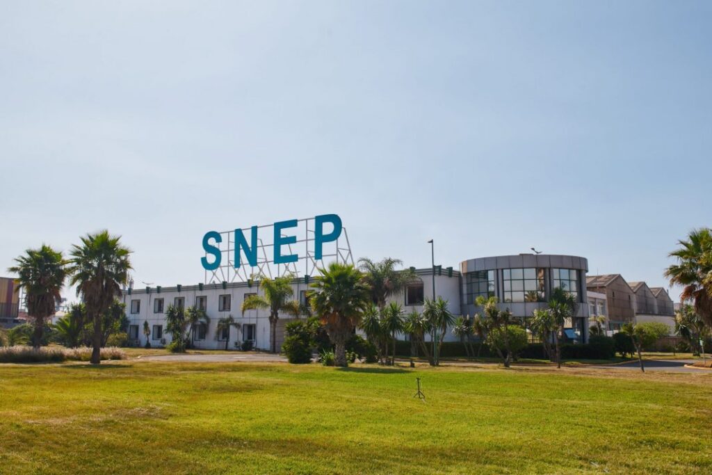 photu une 1068x712 1 large